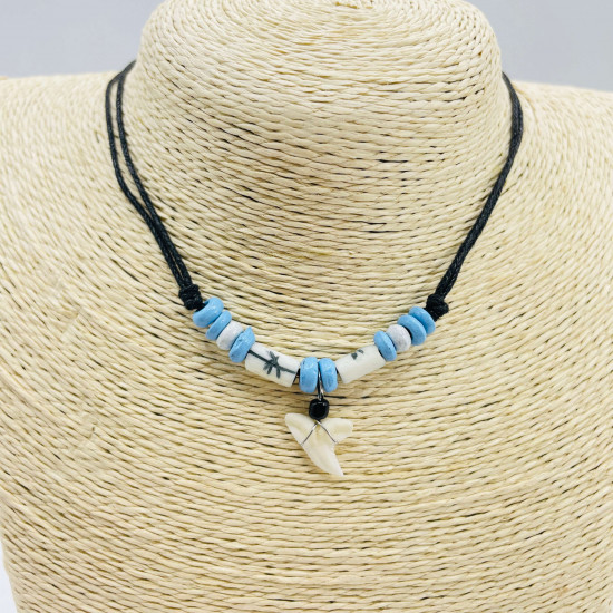 Fournisseur colliers fantaisies dent de requin, collier garçon G172-17