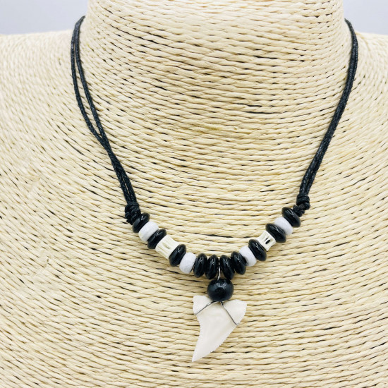 Wholesaler shark tooth necklaces, batch sales for professionals G172-26