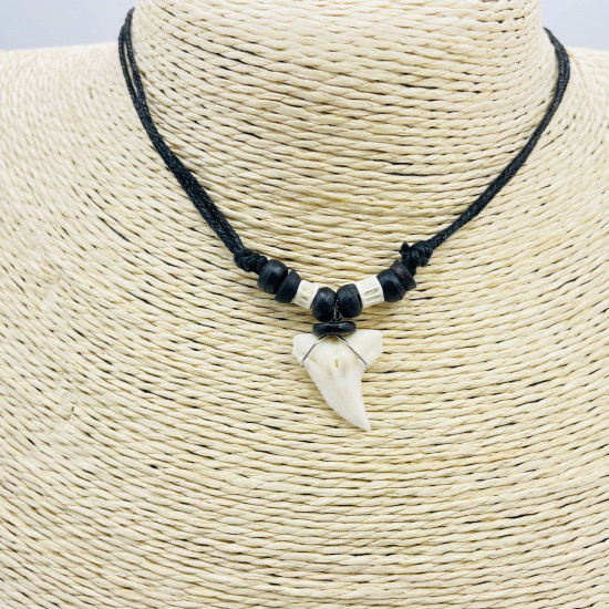 Wholesaler shark tooth necklaces, batch sales for professionals G172-30
