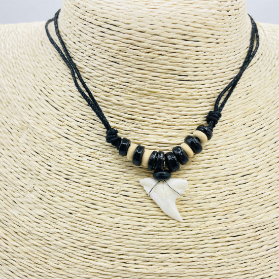 Wholesaler shark tooth necklaces, batch sales for professionals G172-31
