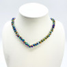 Halskette mit dicken Kristallen Mehrfarbig Metallic