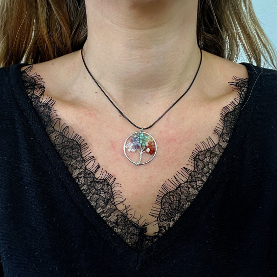 Fournisseur bijoux minéraux, Collier arbre de vie et 7 chakras