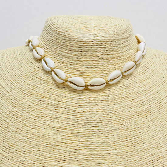 Grossiste bijoux en France, colliers coquillages noisette  pour professionnels